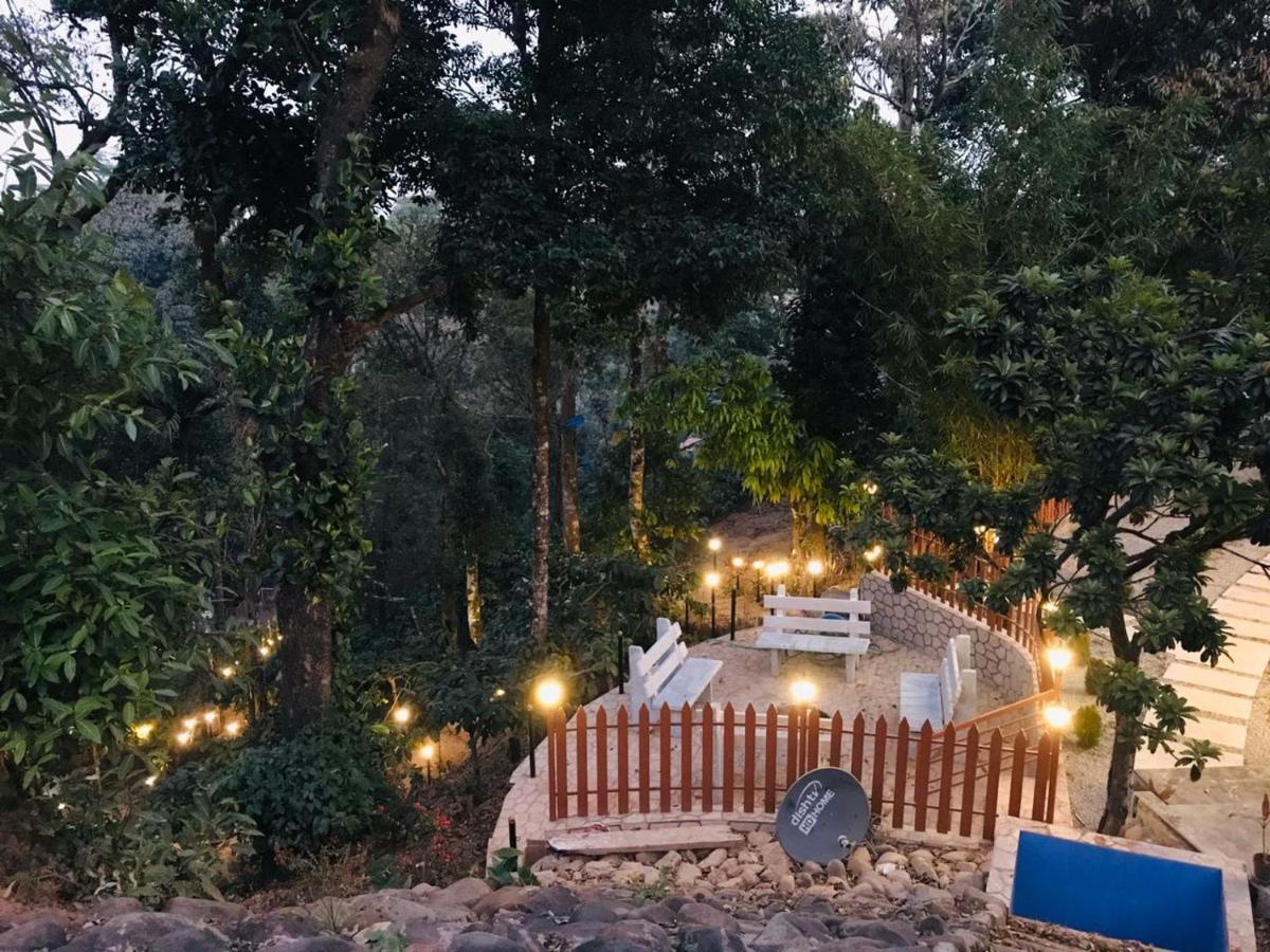 Misty Rain Estate Hotel Madikeri Exterior photo