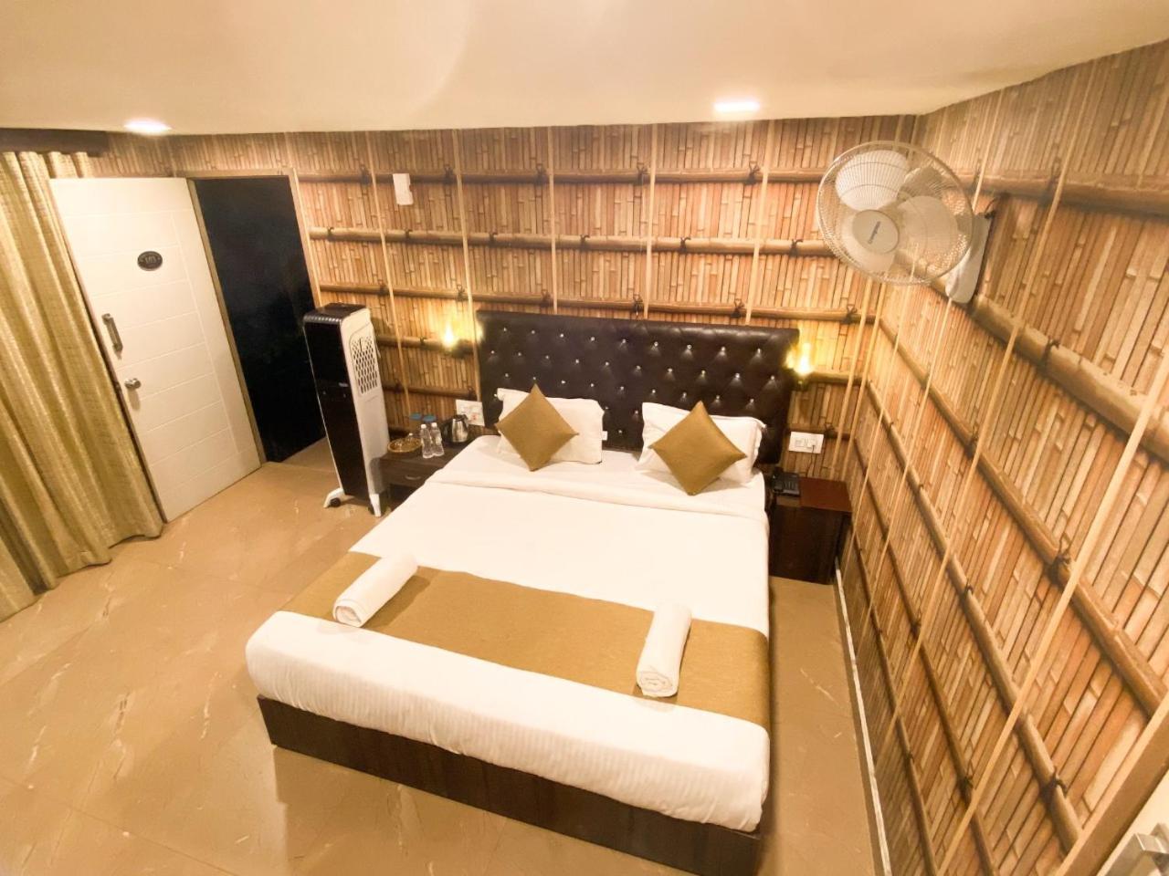 Misty Rain Estate Hotel Madikeri Exterior photo